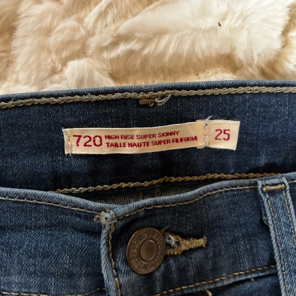 Levi’s 720 High Rise Super Skinny - Picture 2 of 2